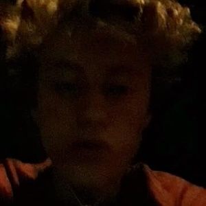 Meet your Posher, Logan